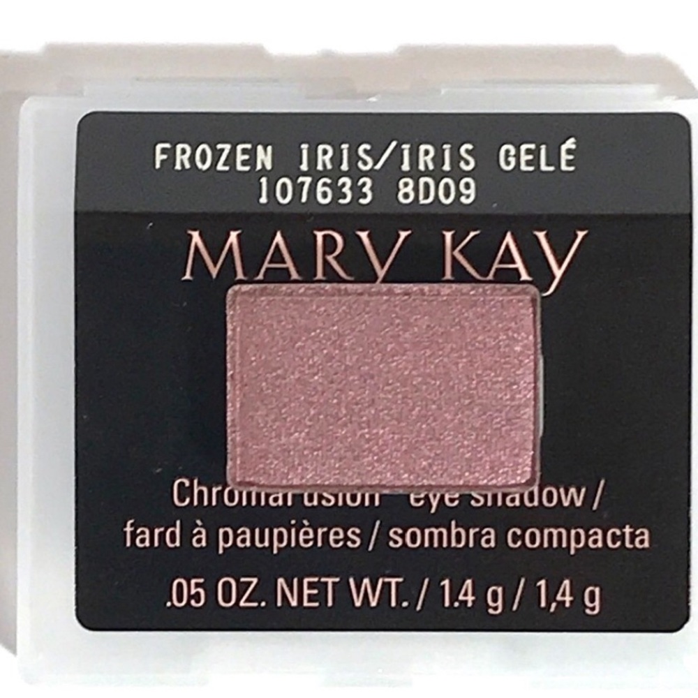 Mary Kay eyeshadow in shade Frozen Iris